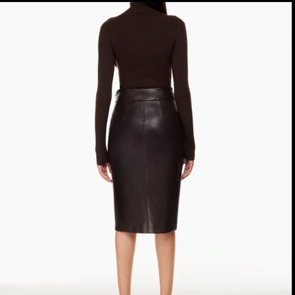 Aritzia Babaton Pegu Vegan Leather Skirt - Picture 2 of 6